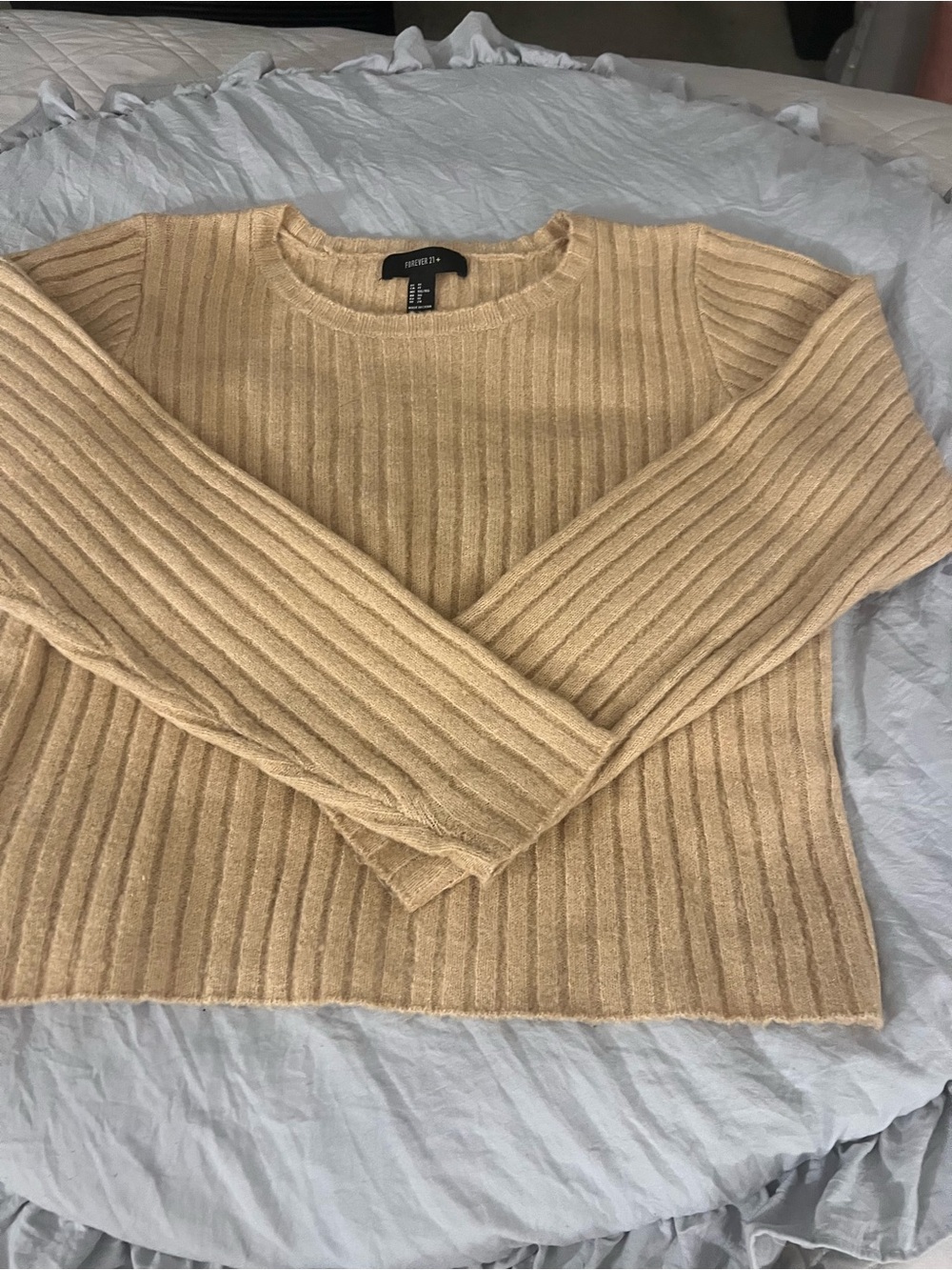 Forever 21 Ribbed Crewneck Sweater in Beige
